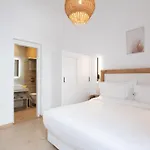Spitarona Town House - Largest Villa In The Center